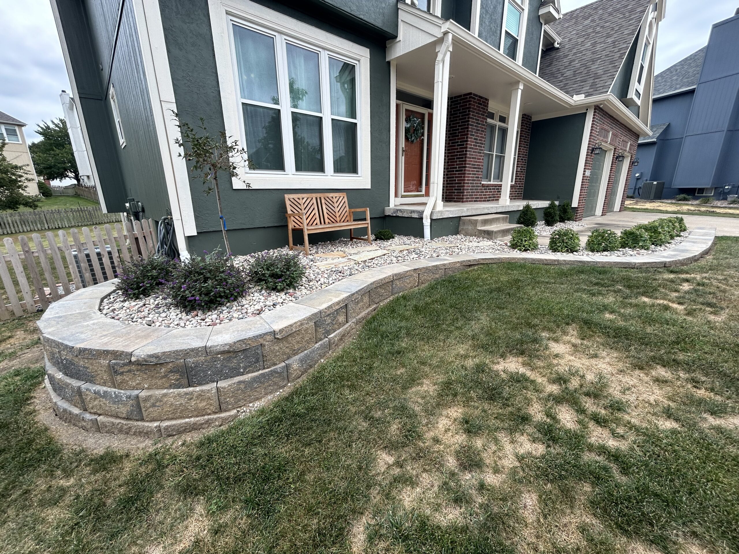 Landscaping in rock retaining wall